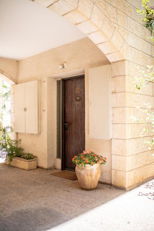 Spacious By The Orient Hotel - 4 Bdr Apartment Ierusalim Exterior foto