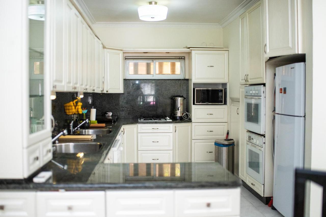 Spacious By The Orient Hotel - 4 Bdr Apartment Ierusalim Exterior foto