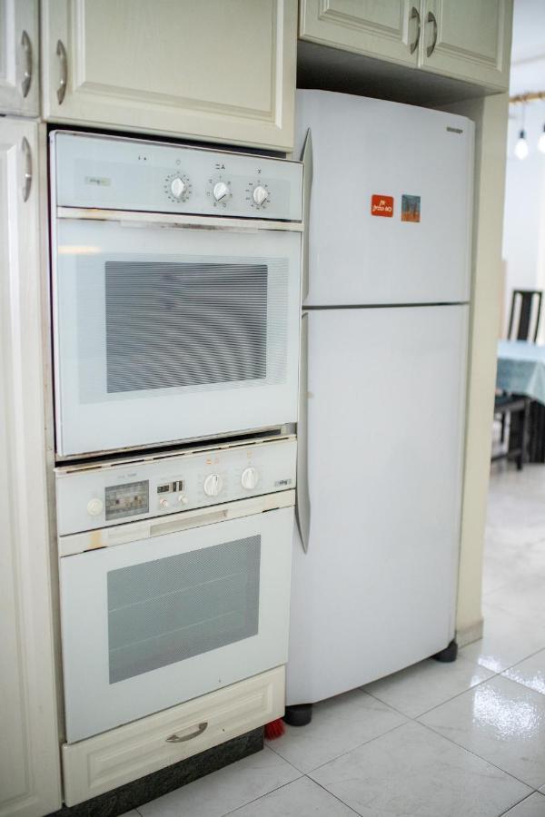 Spacious By The Orient Hotel - 4 Bdr Apartment Ierusalim Exterior foto